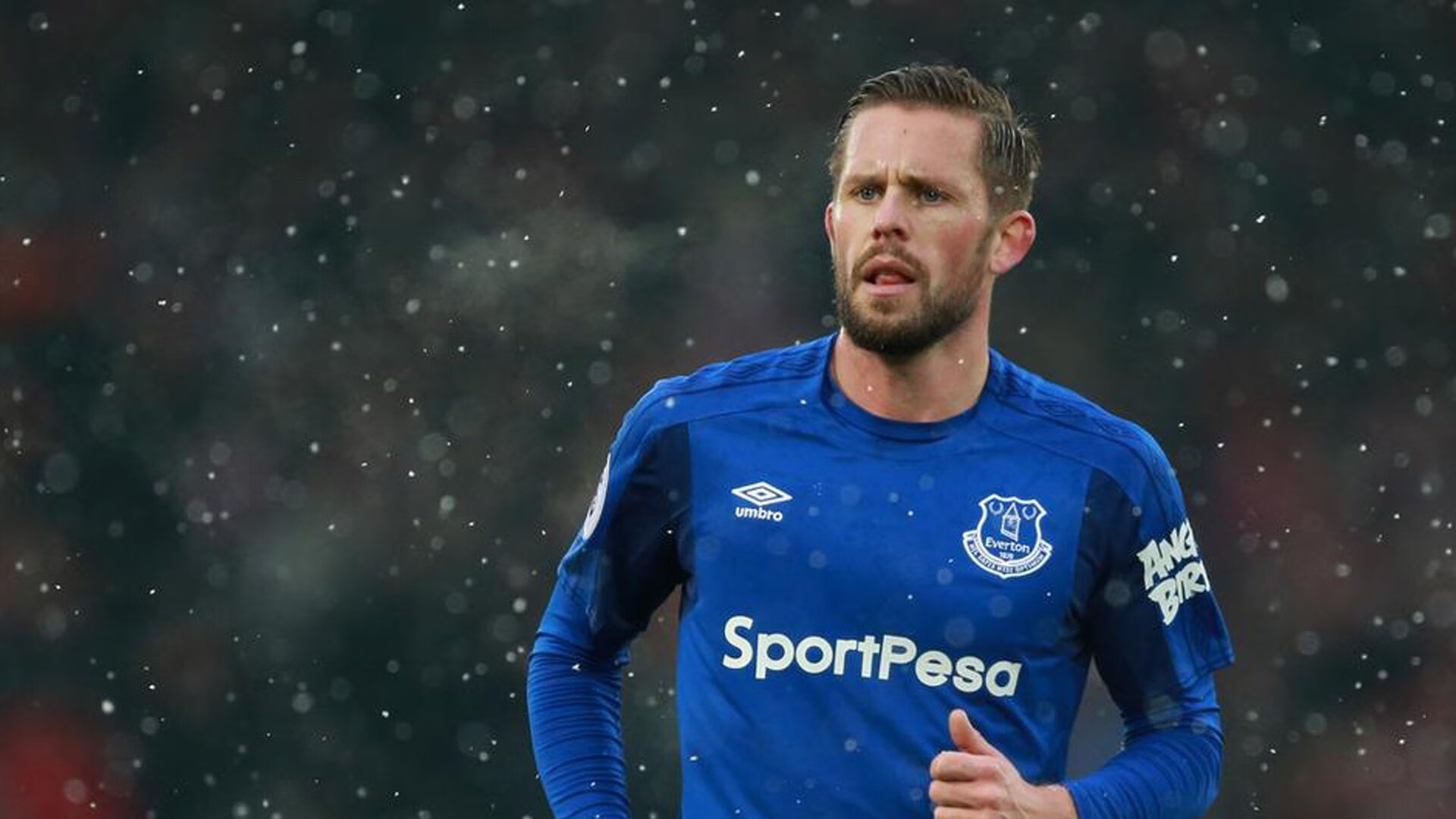 开云体育入口-萨拉赫爆发引悬疑？中国男足稳稳拿下乌拉圭背后的虚实博弈